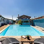 Complet A La Maison Mosaic Prázdninový dům Gaillan-en-Médoc