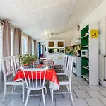 Complet A La Maison Mosaic Дом отдыха