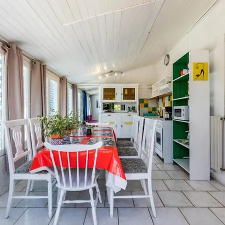 Complet A La Maison Mosaic Holiday home