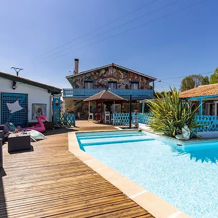 Complet A La Maison Mosaic Holiday home Gaillan-en-Medoc