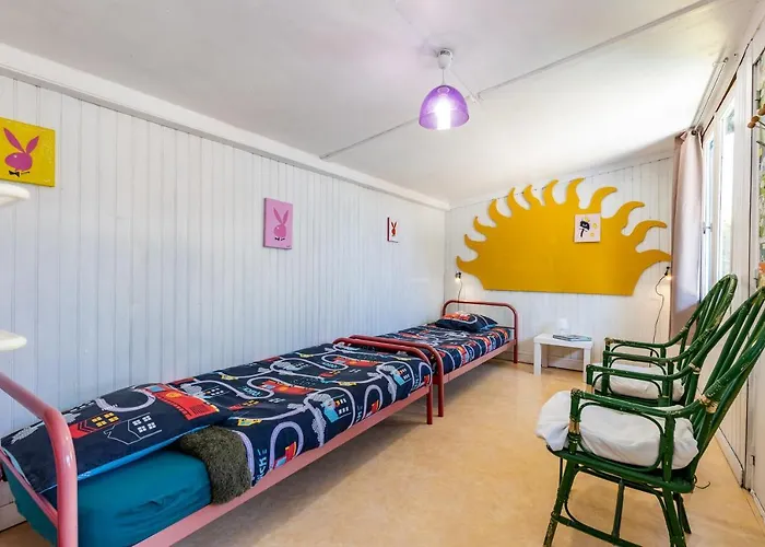 Complet A La Maison Mosaic Holiday home Gaillan-en-Medoc