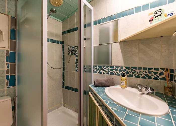 Complet A La Maison Mosaic